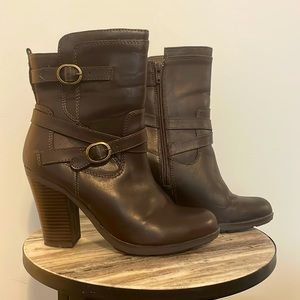 Like New Style & Co brown boots, Size 7.5